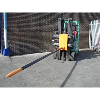 Carpet Pole