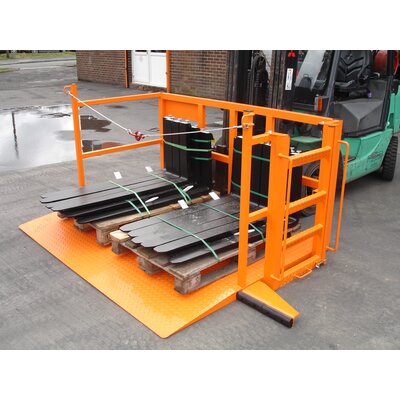 Loadlifter Unit with Ladder