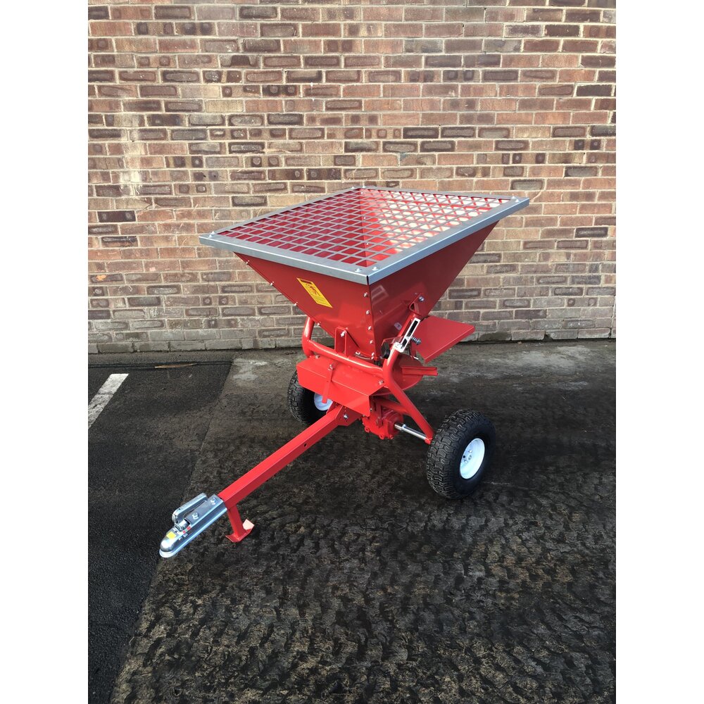 Mini Towable Salt Spreader - 190 litres